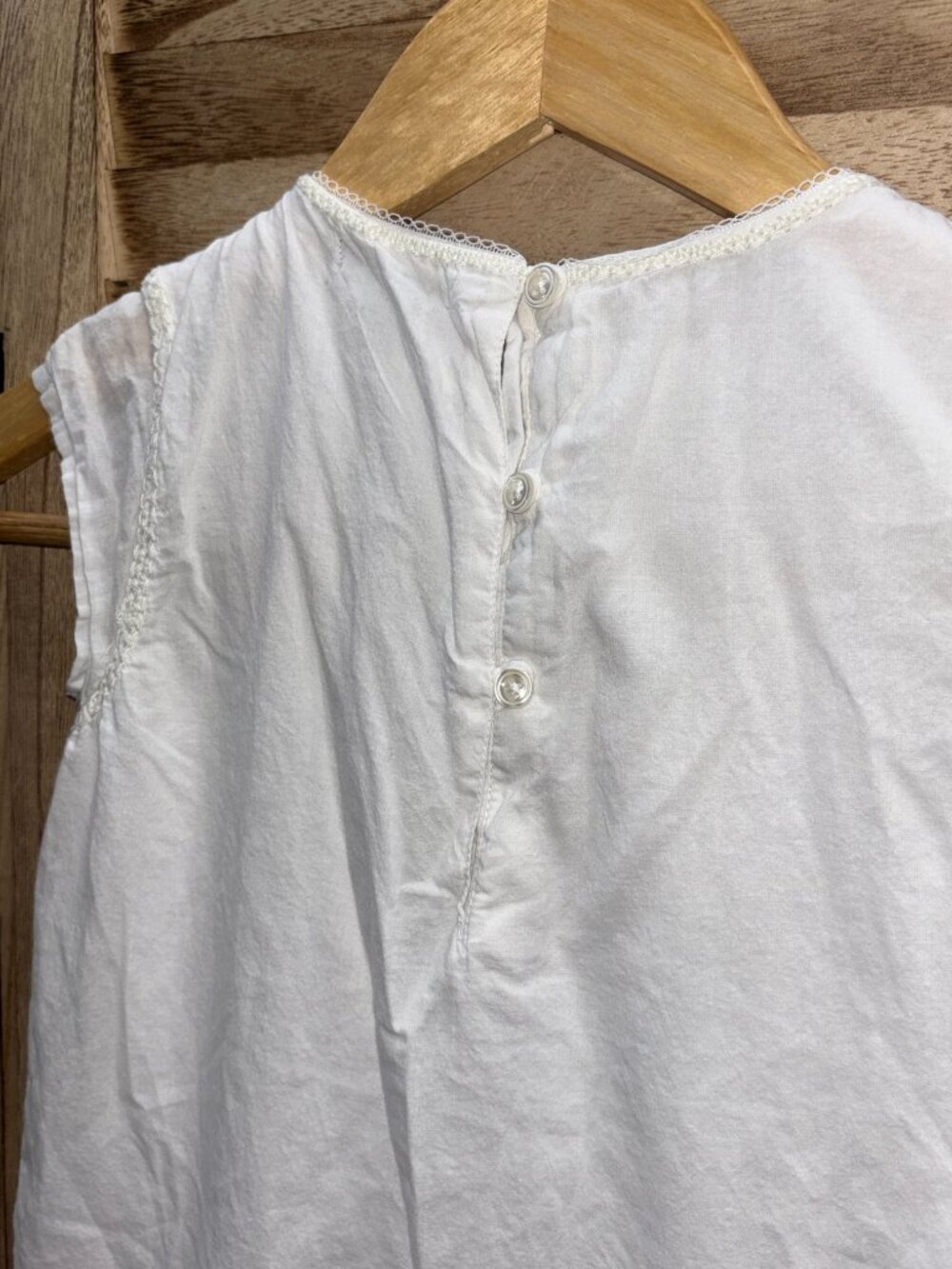 babyGap Toddler Girl White Cotton Smocked Embroidered Lace Dress Size 5 - Picture 6 of 8